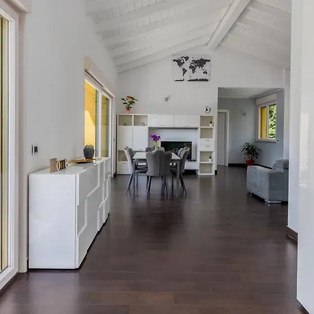 Apartamento & Whispers - Among And Switzerland San Fedele Intelvi