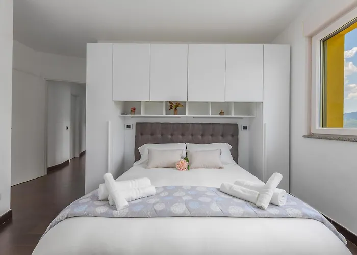 Lake&whispers - Among Como&switzerland Appartement *