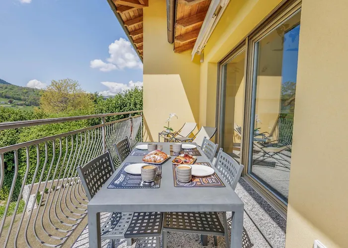 & Whispers - Among And Switzerland Apartmán San Fedele Intelvi